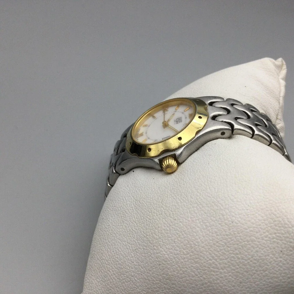 ESQ Freedom Womens Watch 25mm Two Tone Bracelet Date Stainless New Battery 5.5